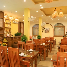 Nhà Hàng Thiên Mộc