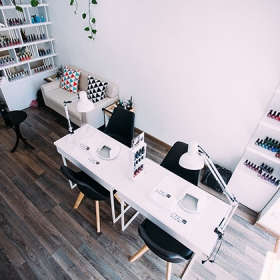 LaLa Nail Studio	