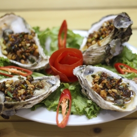 Nhà hàng hải sản Đông Hải