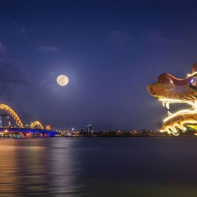 Du thuyền Mỹ Xuân