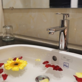 Khách sạn Golden Star 3 sao Đà Nẵng