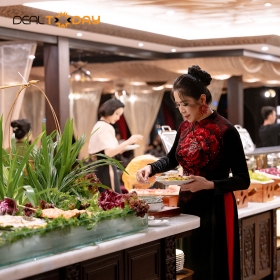 Du thuyền REVER Sài Gòn - Buffet hải sản thượng hạng áp dụng từ thứ 5 đến chủ nhật