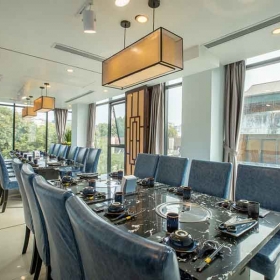 Nhà hàng Chef Mama