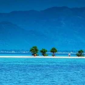 Du lịch Quốc tế Hoàng gia 