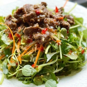 Tiệm cơm mẹ nấu