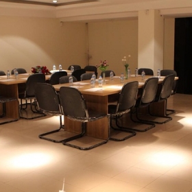 Khách sạn Bizu Diamond