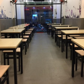 Nhà hàng Cơm gà da giòn 