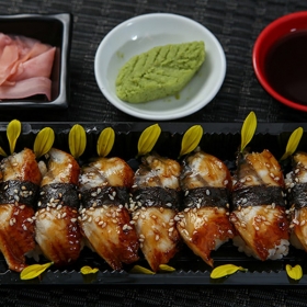Chuẩn Hải Sản Sushi & Sashimi