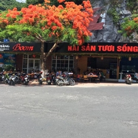 Nhà hàng Hải sản Boom