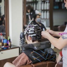 Salon tóc Hồng Trọng 