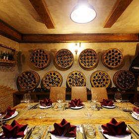 Hầm Rượu The Aumy Wine Cellar