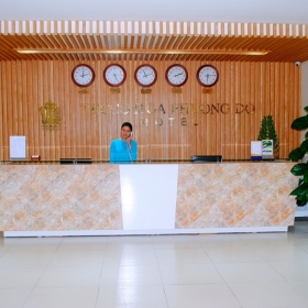 Khách sạn Tecco Hoa Phượng Đỏ 