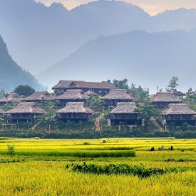 Du lịch Việt Hưng