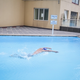 Bể bơi cao cấp ngoài trời The Light