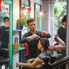 Anh Đức Hair and Nail Salon