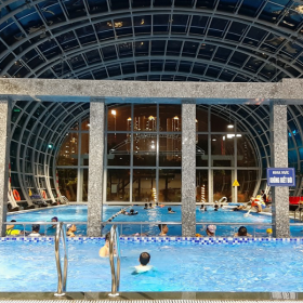 Bể bơi bốn mùa Việt Đức