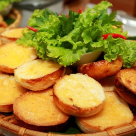 Khách sạn Blue Diamond 3