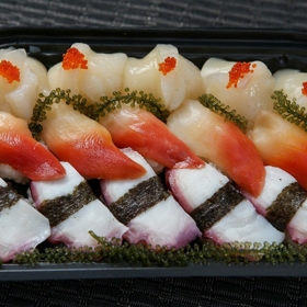 Chuẩn Hải Sản Sushi & Sashimi
