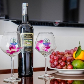 Ritzy Boutique Hotel 