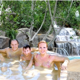 Du Lịch và Quảng Cáo Khám Phá Mới