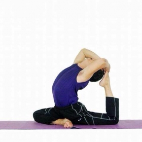 LỚP HỌC ĐÀO TẠO YOGA