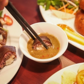 Nhà hàng 16 Cộng