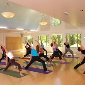 Trung Tâm AMS Sport & Fitness