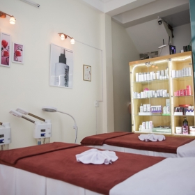 Minh Tue's Beauty Salon