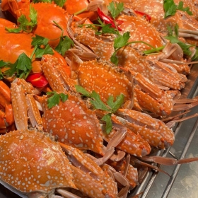 Combo 2 vé Buffet Quốc tế cao cấp 250 món trưa thứ 2 đến thứ 6 tại D'Maris Tây Mỗ