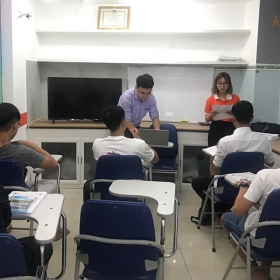 Trung tâm Ngoại Ngữ i-Clever