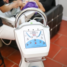 Tony Nhi Beauty Salon