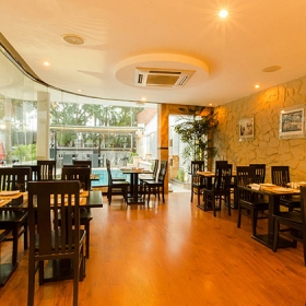 Nhà hàng Ý La Bettola