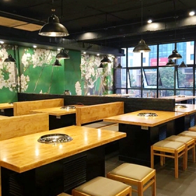 Miền Tây Gri House