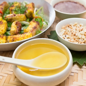 Nhà hàng Việt Phố