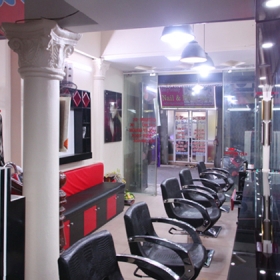 Salon tóc Nhật Long