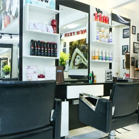 Chat Hair Salon