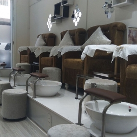 Angely Pham Nail & Beauty