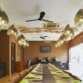 Nhà hàng Chợ Quê