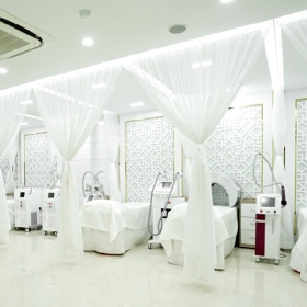 Hệ thống làm đẹp Zema Beauty & More