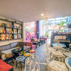 Quán Lucy's House Foods & Drinks