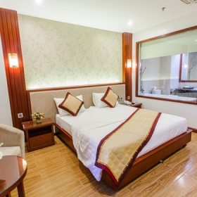 Từ Sơn Luxury Hotel