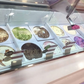 HỆ THỐNG BASKIN ROBBINS