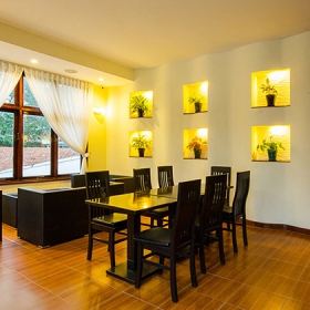 Nhà hàng Ý La Bettola