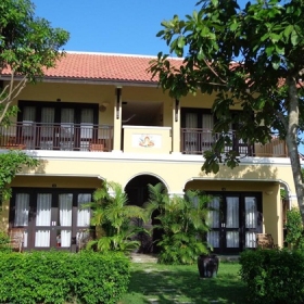 Natural Villa Resort