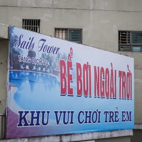 Bể bơi Sông Nhuệ Sails Tower