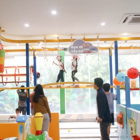 Khu vui chơi Tomato Kids 