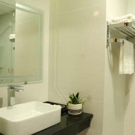 Vĩnh Hoàng Hotel - Quảng Bình