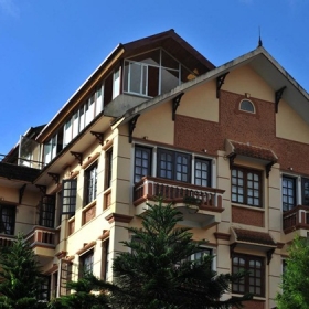 Khách sạn Sapa Eden 