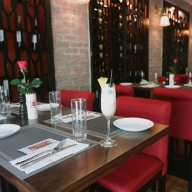 Mapa Wine Bar & Grill Restaurant