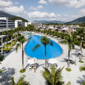 Diamond Bay Condotel - Resort Nha Trang